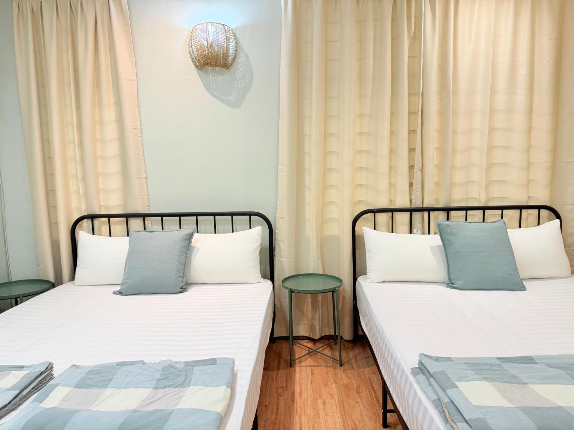 Ocean 19 Shamrock Villa Beachfront Big Group 4 Bedroom 5 Bathroom With Pool Tanjung Bungah  Exterior photo